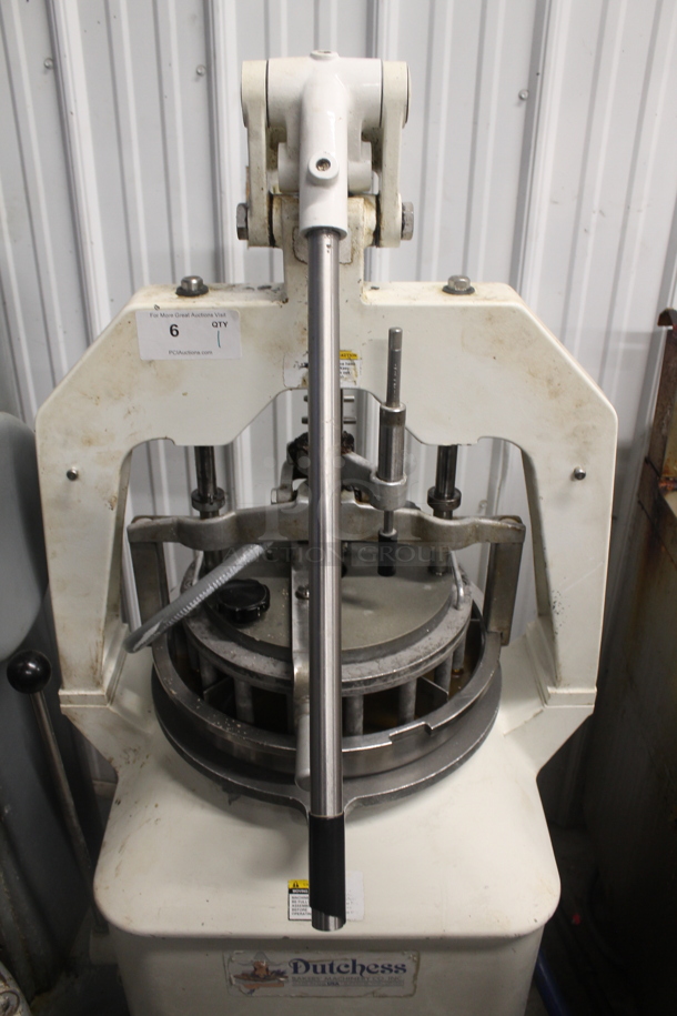 Dutchess UM-3 Metal Commercial Floor Style Dough Divider. 208-230 Volts, 3 Phase. - Image 4 of 10