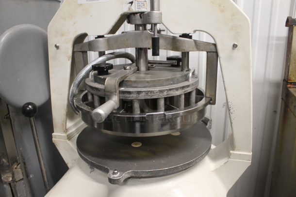 Dutchess UM-3 Metal Commercial Floor Style Dough Divider. 208-230 Volts, 3 Phase. - Image 8 of 10
