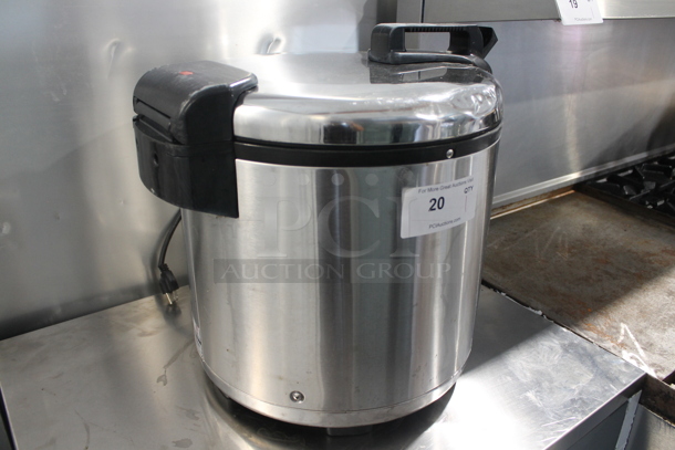 Winco RW-S450 Stainless Steel Commercial Countertop Rice Warmer. 110 Volts, 1 Phase. Tested and Does Not Power On - Image 2 of 7