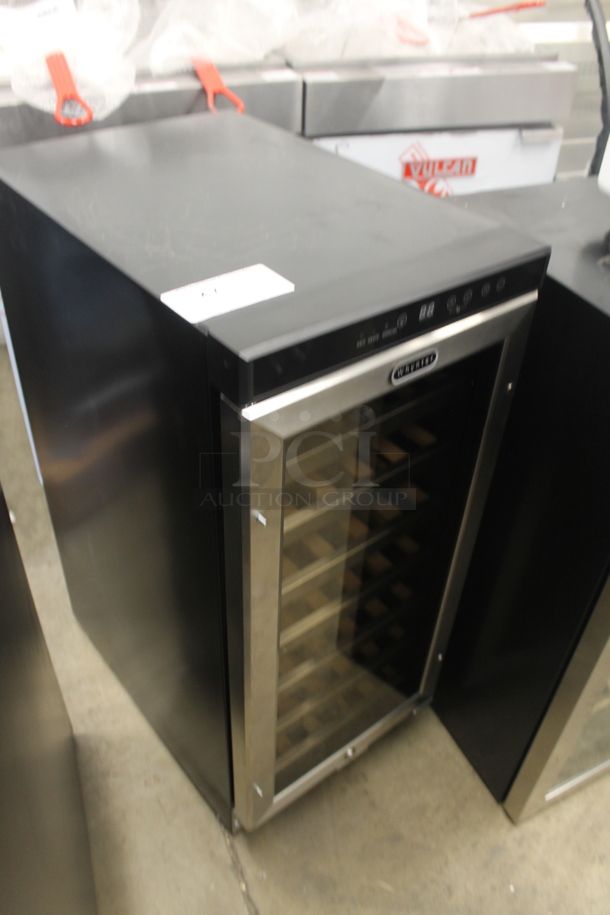 BRAND NEW SCRATCH AND DENT! Whynter BWR-33SD Stainless Steel 33 Bottle 15" Built In Stainless Wine Refrigerator Cooler Merchandiser. 115 Volts, 1 Phase. Tested and Working! - Image 2 of 7