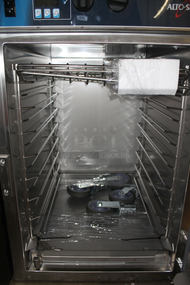 BRAND NEW SCRATCH AND DENT!  2022 Alto Shaam 1000-TH/I Commercial Stainless Steel Cook And Hold Oven With Pan Racks And Commercial Casters. 208-240V, 1 Phase.  - Image 6 of 9