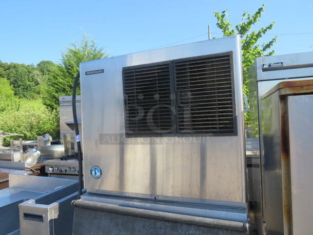 One WORKING Hoshizaki Air Cooled Ice Maker. Model# KML-631MAH. 208-320 Volt. 30X28X26.  - Image 1 of 2