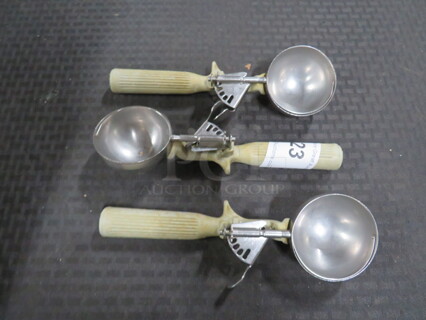 Commercial Disher. 3XBID.