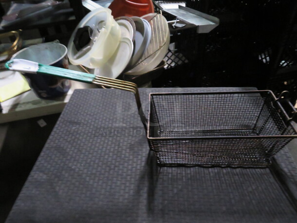 One Deep Fry Basket. - Image 1 of 1