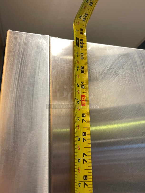 Amazing! True Full Height Insulated Mobile Heated Cabinet w/ (1) Rack Capacity, 208-230v/1ph NSF Tested and Working! Maintaining 140 to 180 degrees Fahrenheit - Image 10 of 10