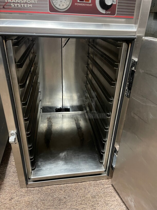 Working! Winco  Power Heat Half Height Mobile Insulated Commercial Heater Proofer Cabinet 120 Volt NSF Tested and Working! - Image 5 of 8