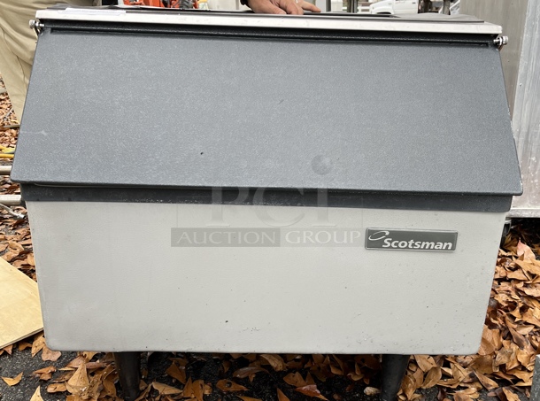 Scotsman Ice Bin, 250 Lbs.