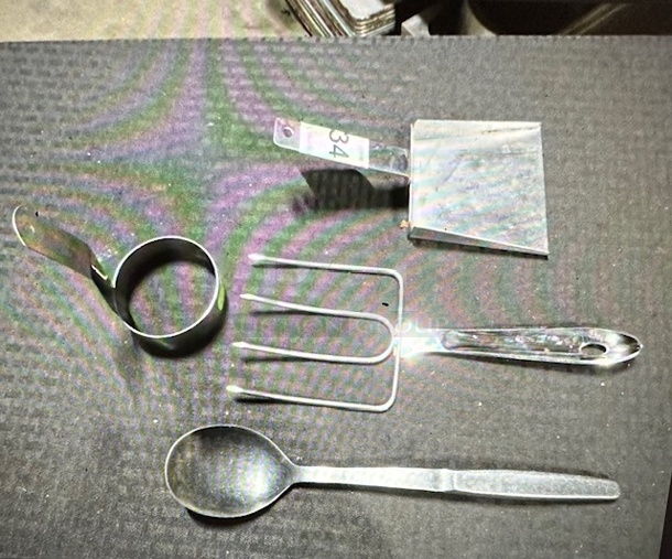 Assorted Utensil. 4XBID - Image 1 of 1