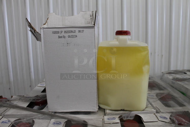 PALLET LOT of 59 BRAND NEW! Magic Choice Soybean Oil Creamy Liquid Shortening Jugs. 59 Times Your Bid! - Image 8 of 9