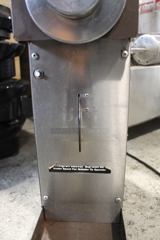 Grindmaster Metal Commercial Countertop Coffee Bean Grinder. 120 Volts, 1 Phase. Tested and Working! - Image 6 of 9