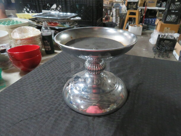 One 8X6 Silver Server. - Image 1 of 1