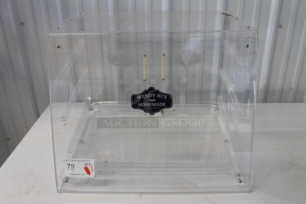 Poly Clear Countertop Dry Merchandising Case. - Image 1 of 5