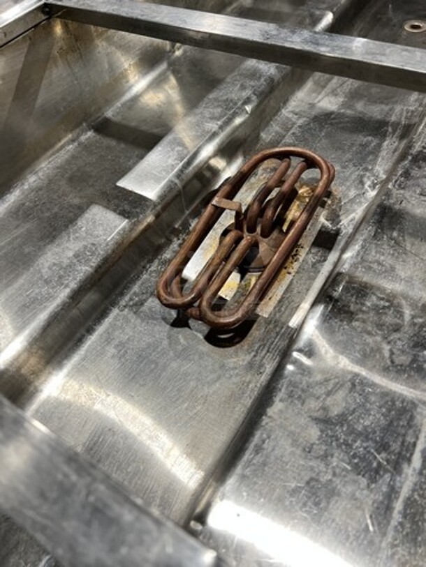 All Stainless Steel Electric Powered 5 Well Steam Table! With Underneath Shelf! On Legs!  - Image 7 of 8