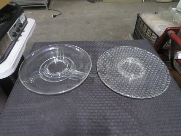 13 Inch Glass Serving Plate. 2XBID - Image 1 of 1
