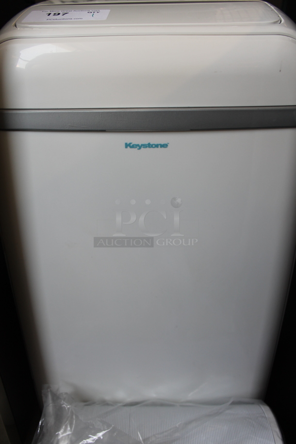BRAND NEW SCRATCH AND DENT! Keystone KSTAP14B Metal Portable Air Conditioner. 115 Volts, 1 Phase. 14,000 BTU. Tested and Working! - Image 5 of 9
