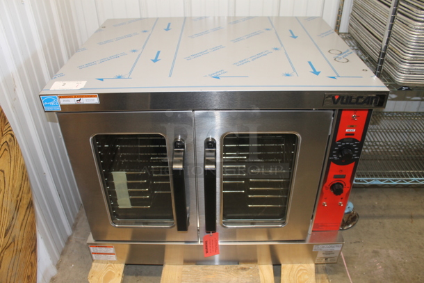 BRAND NEW SCRATCH AND DENT! Vulcan VC5GD-11D1Z Commercial Stainless Steel Natural Gas Convection Oven With Steel Racks. Tested and Working!