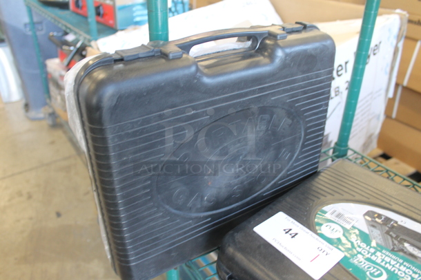 BRAND NEW SCRATCH AND DENT! Choice BDZ153 Butane Countertop Range/Portable Stove With Single Aluminum Burner. Tested And Working! - Image 3 of 8