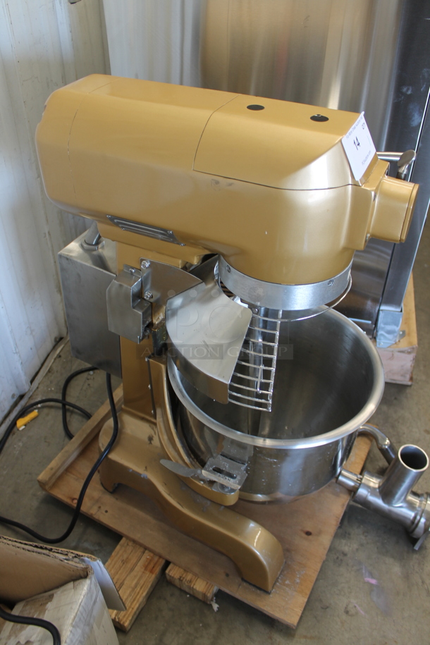BRAND NEW SCRATCH AND DENT! 2021 MB20 Metal Commercial Countertop 20 Quart Planetary Dough Mixer w/ Stainless Steel Mixing Bowl, Bowl Guard, Dough Hook and Paddle Attachment. 120 Volts, 1 Phase. Tested and Working! - Image 7 of 9
