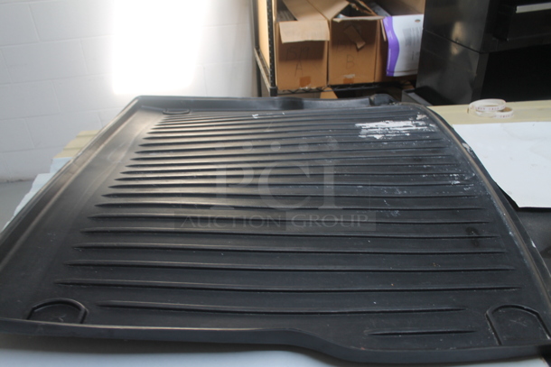 ALL ONE MONEY! Lot of 2 Laundry Carts w/ Countertop and Contents. BUYER MUST REMOVE. - Image 3 of 7