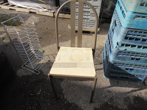 Metal Chair. 6XBID