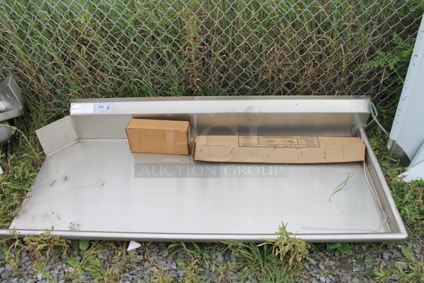 BRAND NEW SCRATCH AND DENT! Stainless Steel Right Side Clean Side Dishwasher Table w/ Legs. - Image 1 of 6