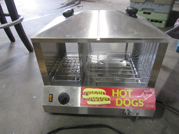 One Avantco Hot Dog Steamer With An 8 Quart Water Pan. Will Hold 100 Dogs, And 48 Buns. 120 Volt. 1300 Watt. Model# 177HDS100.