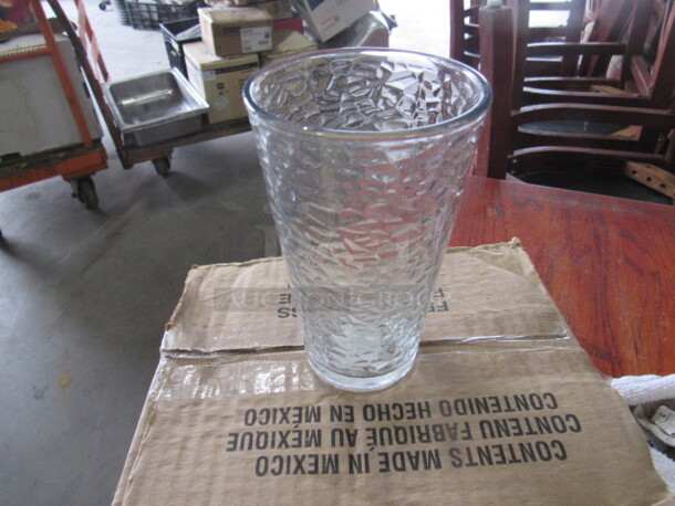 NEW Libbey 16.23oz Glass. 12XBID