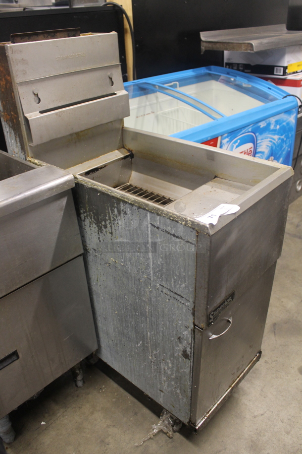 Pitco Frialator Stainless Steel Commercial Floor Style Natural Gas Powered Deep Fat Fryer. - Image 2 of 8