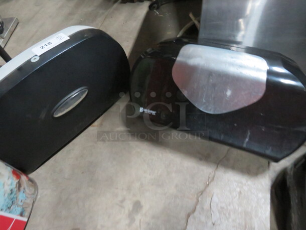 Assorted Toilet Paper Dispenser. 2XBID - Image 1 of 1