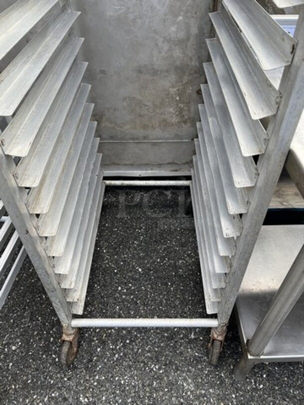 Metal Commercial Transport Pan Rack on Commercial Casters. 20.5x28x64 - Image 4 of 4