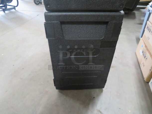 One Cambro Cam Go Box Insulated Food Transport. $569.00 Great Condition!