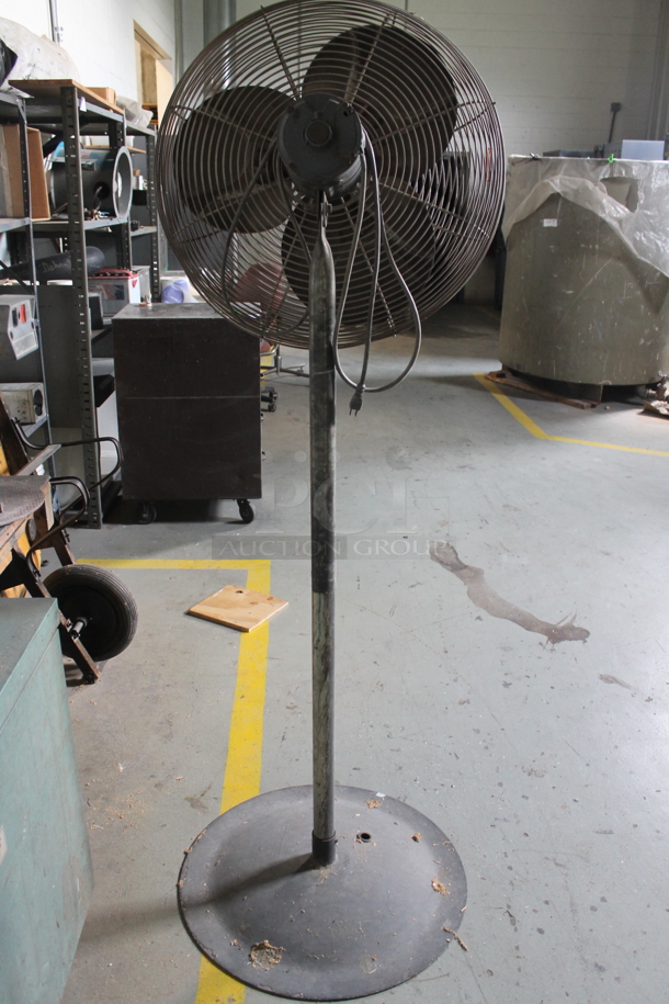 Dayton Metal Floor Style Fan. - Image 3 of 6