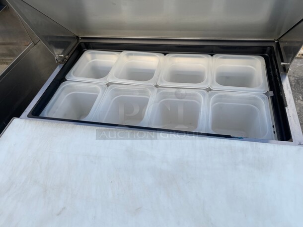 Late Model! True TSSU-27-08 27 inch Sandwich/Salad Prep Table w/ Refrigerated Base, 115v NSF Tested and Working! 27x30x43 - Image 5 of 9