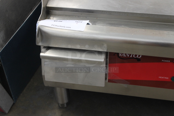 BRAND NEW SCRATCH AND DENT! Avantco 177EG30N Stainless Steel Commercial Countertop Electric Powered Flat Top Griddle w/ Thermostatic Controls. 208/240 Volts, 1 Phase. - Image 3 of 4