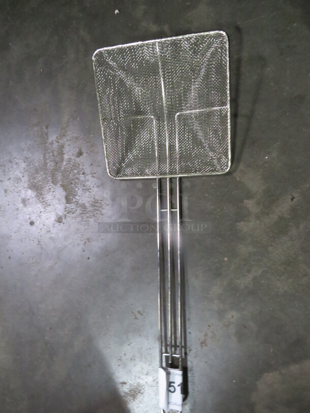 One NEW Deep Fry Scoop. - Image 1 of 1