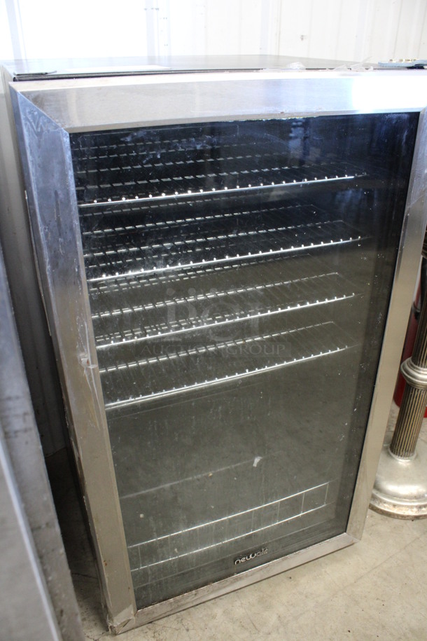 NewAir Model AB-1200 Mini Cooler Merchandiser. 110-120 Volts, 1 Phase. 19x18.5x33. Tested and Working! - Image 3 of 5