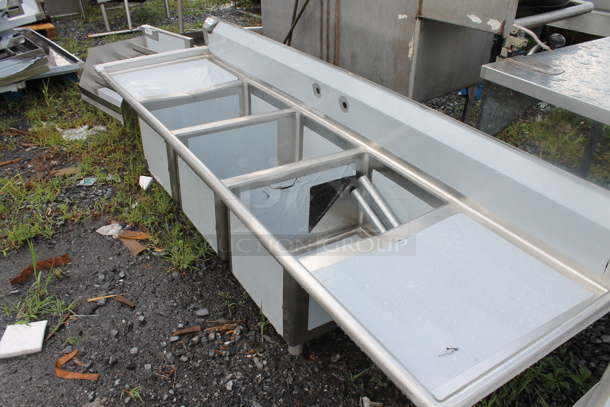 BRAND NEW SCRATCH AND DENT! Regency Stainless Steel Commercial 3 Bay Sink w/ Dual Drain Boards. - Image 2 of 3