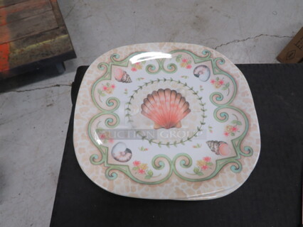 One Lot Of 4 Melamine 10.5 Inch Plates.