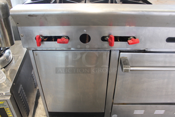 US Range PX-24G-4-26 Stainless Steel Commercial Natural Gas Powered 4 Burner Range w/ Right Side Flat Top Griddle, Oven and Back Splash on Commercial Casters. - Image 5 of 8