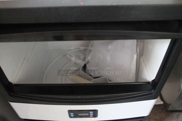 BRAND NEW! Hoocoo HCIM-40 Stainless Steel Commercial Self Contained Ice Machine. 115 Volts, 1 Phase. - Image 4 of 6