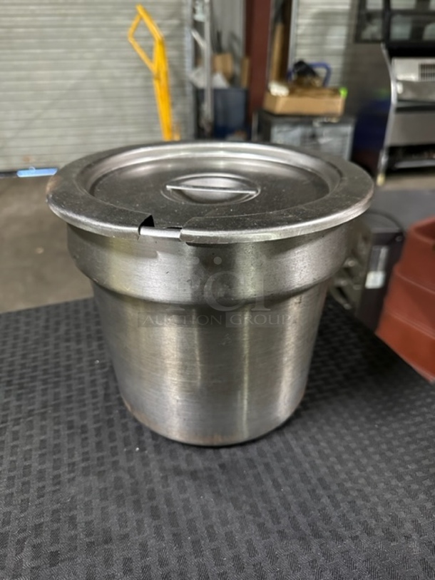 One Stainless Steel Round Hotel Pan With Lid. 9.5X8 - Image 1 of 1