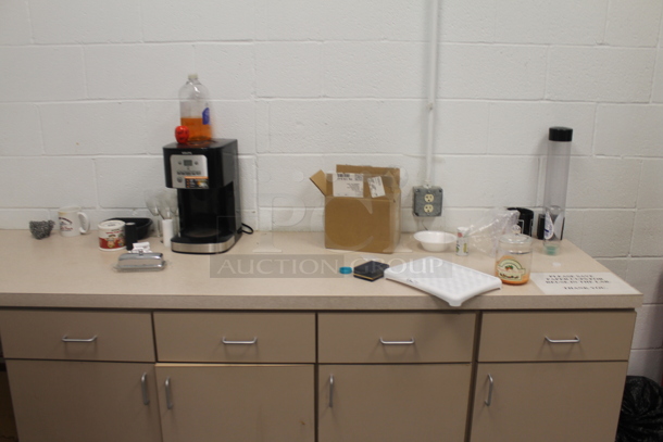 ALL ONE MONEY! ROOM LOT of Various Items Including Chairs, Cooler Freezer Combo, Tables and Clothes. BUYER MUST REMOVE. - Image 8 of 10