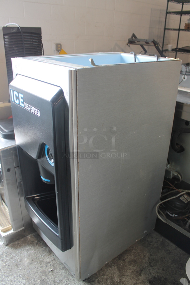 Hoshizaki DB-130H Stainless Steel Commercial Ice Bin. - Image 2 of 10