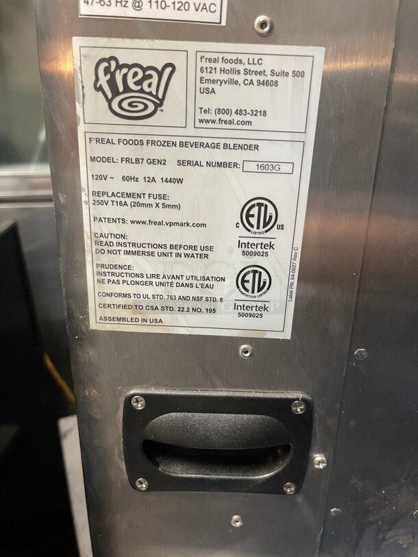 FREAL Food Frozen Beverage Blender  FRLB7 Commercial Frozen Drink Slushie Milkshake Blender Machine 120 Volt NSF  - Image 5 of 7