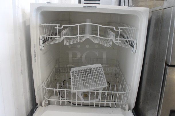 GE General Electric GSD3300K00BB Undercounter Dishwasher. 120 Volts, 1 Phase.  - Image 6 of 8