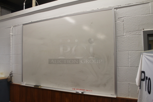 White Board. BUYER MUST REMOVE. - Image 3 of 3