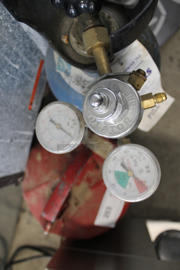 Metal CO2 Tank. - Image 4 of 7