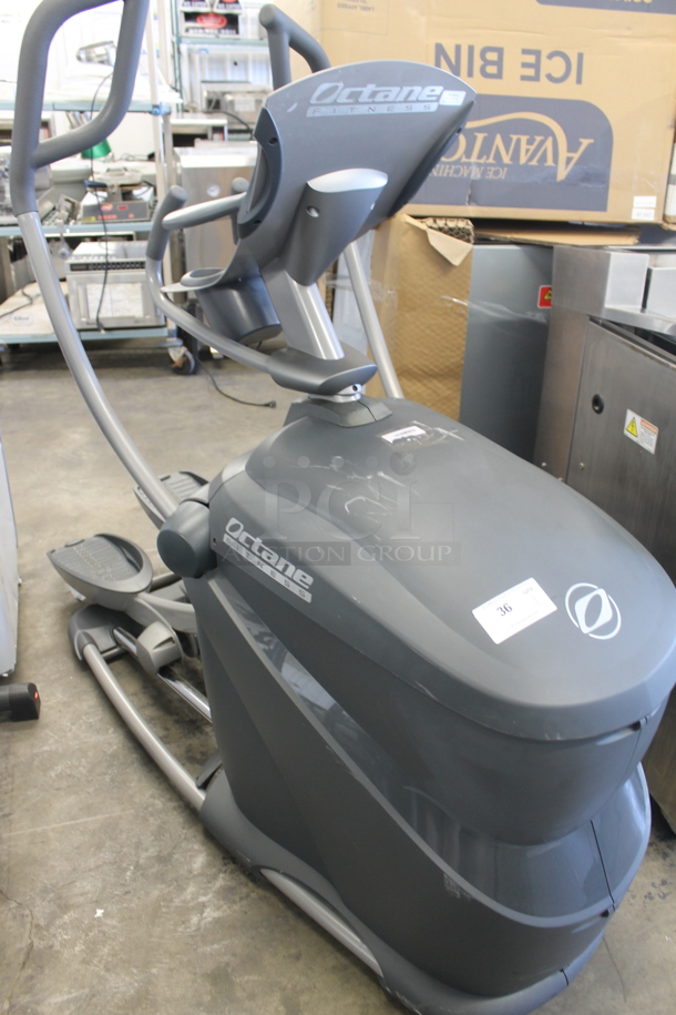 Octane Fitness Step Machine. 115 Volts, 1 Phase.  - Image 4 of 6
