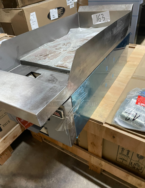 Brand New Flat Grill 12 in, Nat Gas - Image 3 of 4