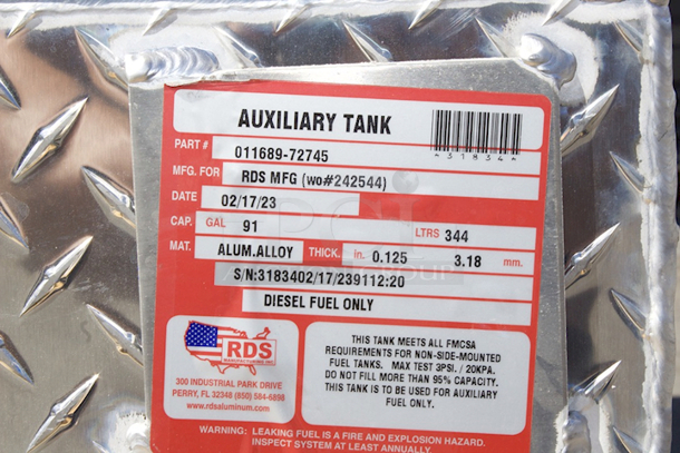 RDS 72745 91 Gallon Auxiliary Fuel Tank & Toolbox Combo Bright Aluminum  - Image 6 of 9